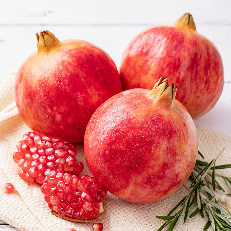 【一食鮮味】吃什么潤(rùn)肺養(yǎng)肺最快，這些潤(rùn)肺食物一定要多吃